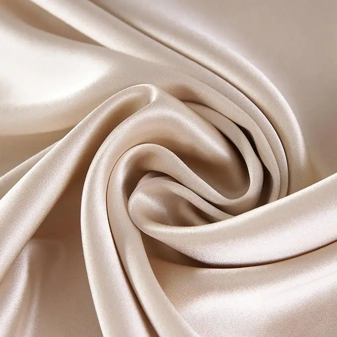 Mantelo Mulberry Silk Pillowcase
